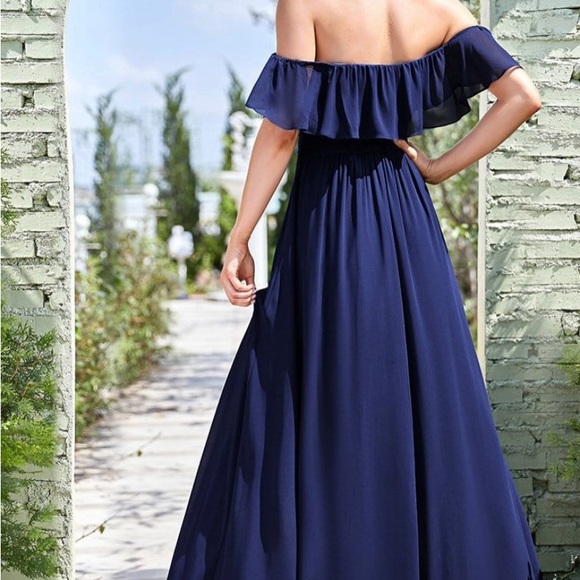 Romantic, flowing chiffon dress in Navy Blue! Size 8 - Picture 3 of 5